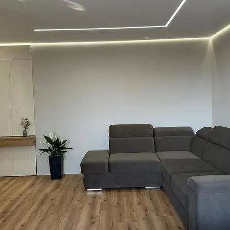 Luxury Apartmens Na Duhnovicha , напроти аквапарка 