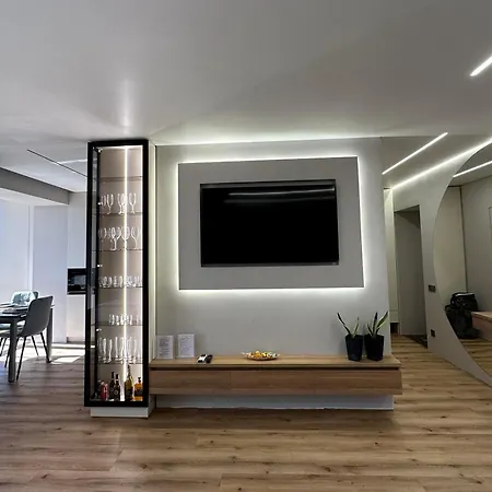 Luxury Apartmens Na Duhnovicha , напроти аквапарка 