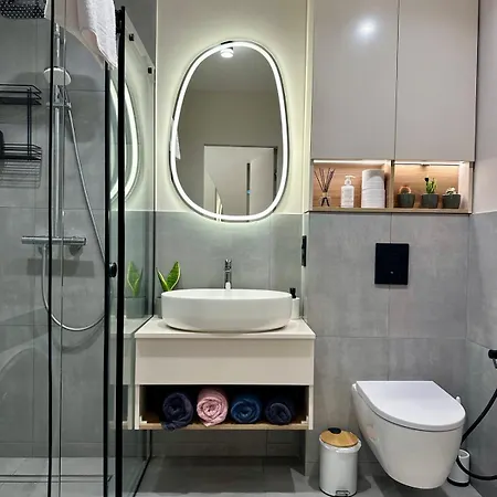 Luxury Apartmens Na Duhnovicha , напроти аквапарка 