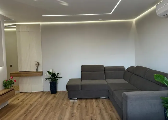 Luxury Apartmens Na Duhnovicha , напроти аквапарка 