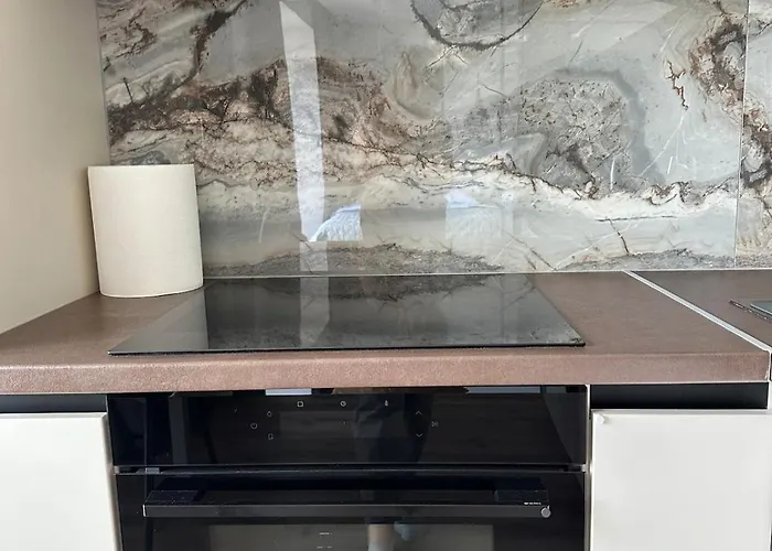 Luxury Apartmens Na Duhnovicha , напроти аквапарка 