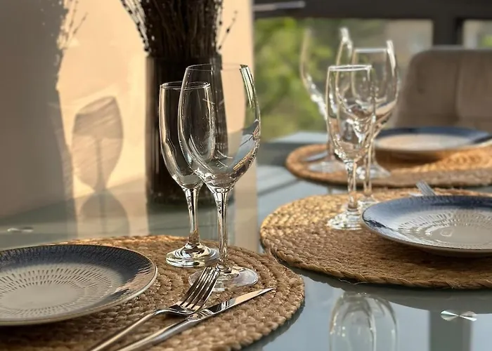 Luxury Apartmens Na Duhnovicha , напроти аквапарка 