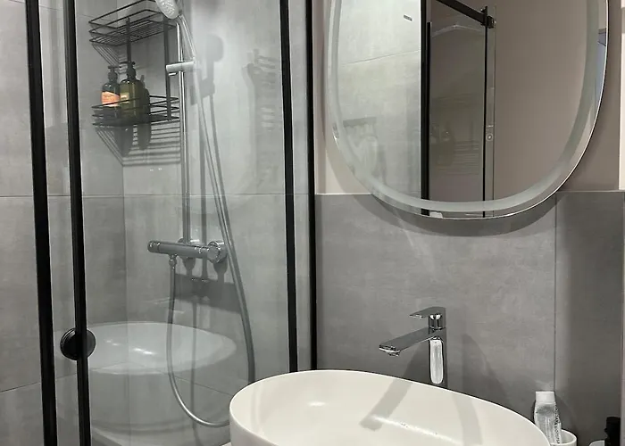 Apartman Luxury Apartmens Na Duhnovicha , напроти аквапарка 